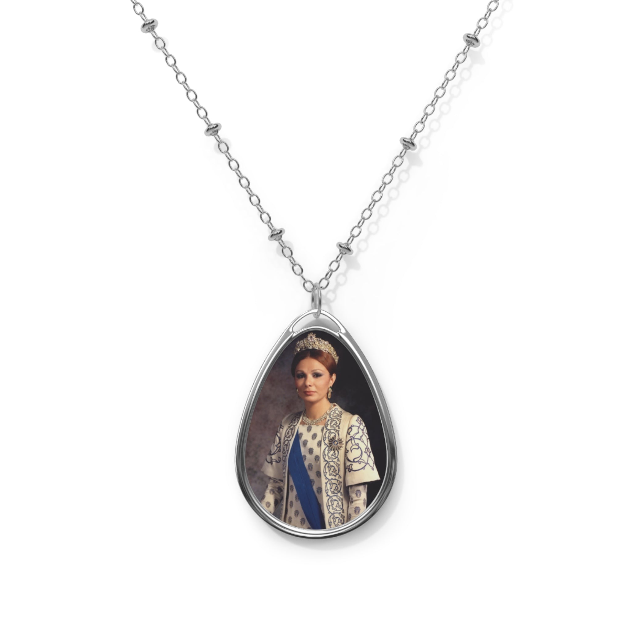 Queen Farah Pahlavi Oval Photo Pendant Necklace — Shahbanou Teardrop Locket